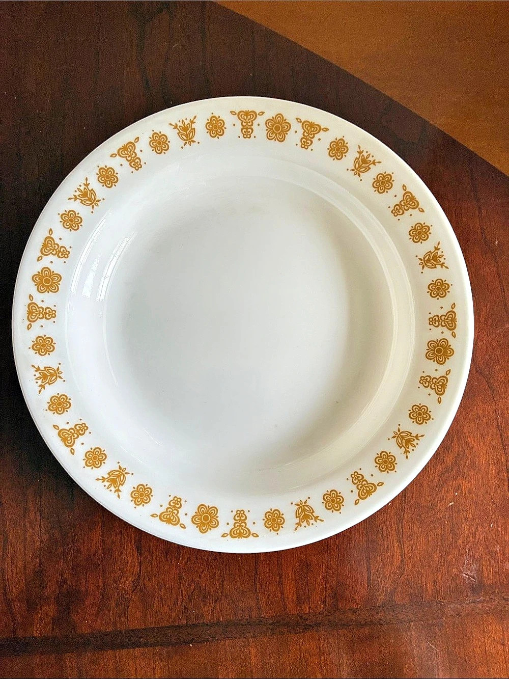 Corelle Butterfly Gold 4 8.5-inch Vegetable Serving Bowl